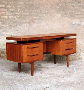 Bureau vintage scandinave en teck, Gplan