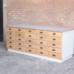 Comptoir ancien bois magasin boutique bar caisse clair tiroir