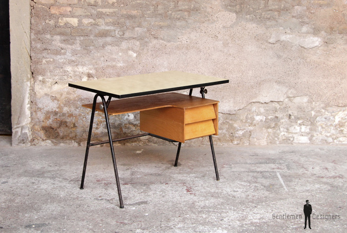 Bureau vintage formica inclinable style J.Hitier