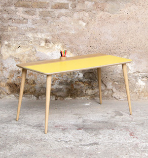 Bureau enfant sur-mesure fabriqué en France. Gentlemen Designers.