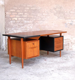 Bureau vintage scandinave rénové en teck, gplan