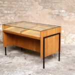 Comptoir ancien bois magasin boutique optique caisse clair tiroir