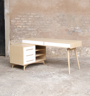 Bureau d'angle ou droit composé de 5 tiroirs blancs
