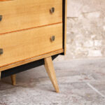 Commode vintage chêne clair, rénovée, 3 tiroirs