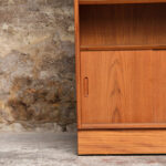 Meuble de rangement, étagères vintage, scandinave en teck