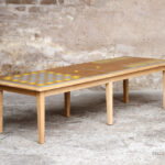 Table basse vintage détournée, jeux, échec et backgammon