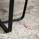 Table ronde vintage rénovée, Formica noir mat