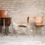 10 chaises vintage scandinave teck, Fritz Hansen, Jacobsen, n°7