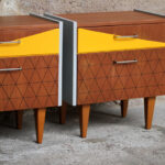 chevet cintage relooke bois teck gris graphique motif