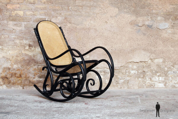 Rocking chair Thonet noir vintage, bois et cannage