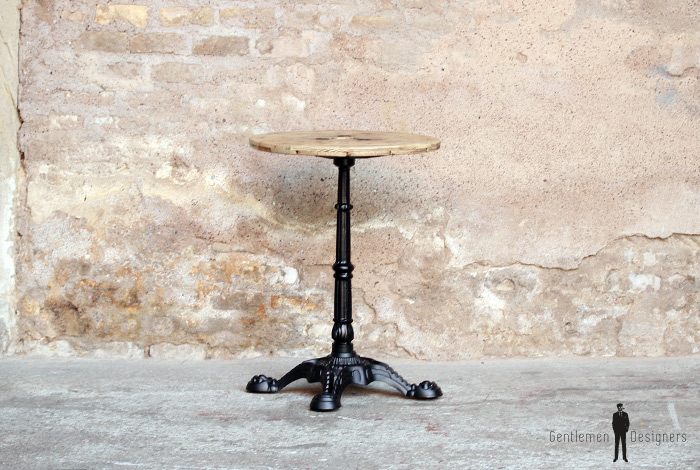 Table Ronde Bistrot En Bois Et Pieds En Fonte Noir Gentlemen