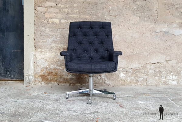 Fauteuil de bureau vintage en tissu, sur roulette, pivotant