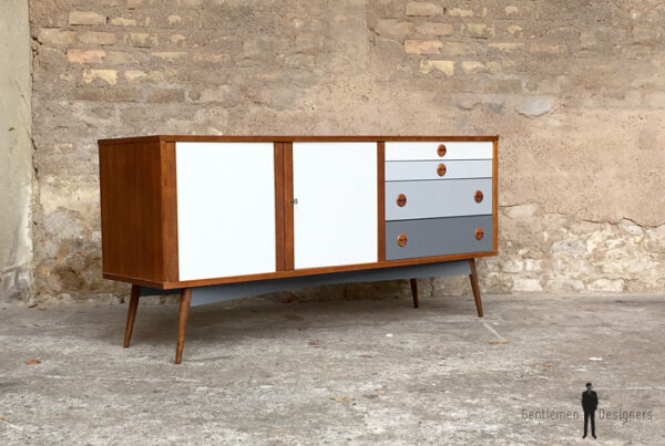 Meuble buffet enfilade vintage scandinave en teck, relooké