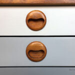 Meuble buffet enfilade vintage scandinave en teck, relooké