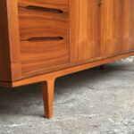 Enfilade buffet scandinave vintage en teck signé, Woodtly
