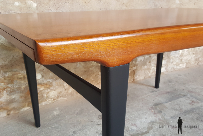 Table De Repas Vintage A Rallonges Scandinave En Teck