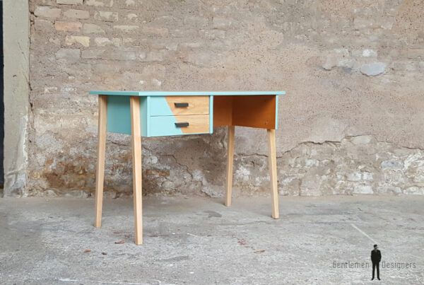 Bureau vintage et sa chaise casala en bois, pieds compas