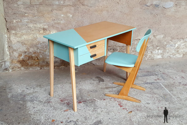 Bureau vintage et sa chaise casala en bois, pieds compas