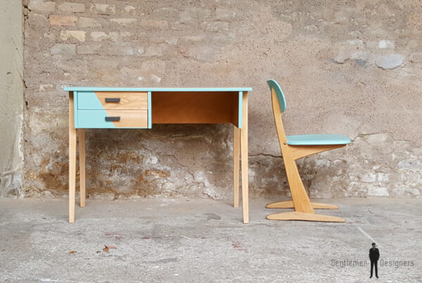 Bureau vintage et sa chaise casala en bois, pieds compas