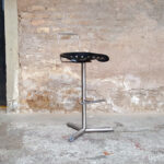 Tabouret vintage haut siège de tracteur en métal gentlemen designers