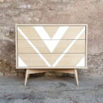 commode_3_tiroirs_motif_graphique_blanc_triangle_chene_push_sur_mesure_vintage_unique_original_gentlemen_designers_strasbourg_paris_alsace_handschuheim_bas-rhin_france-(1)