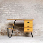 Bureau vintage en bois et métal, 3 tiroirs, Jacques Hitier