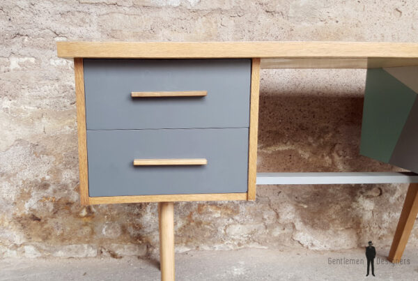 Bureau vintage graphique, gris et vert, pieds compas, bois gentlemen designers