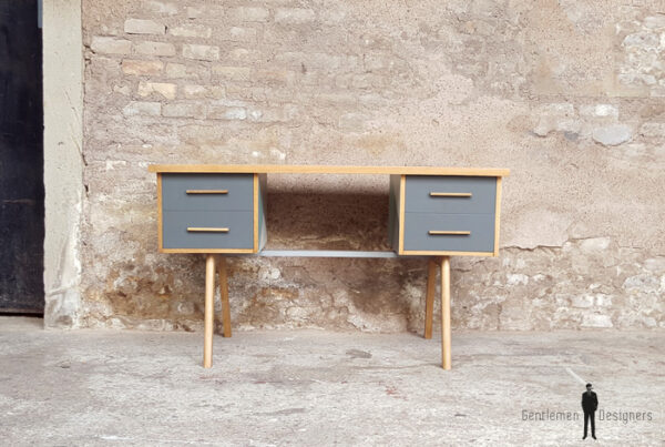 Bureau vintage graphique, gris et vert, pieds compas, bois gentlemen designers