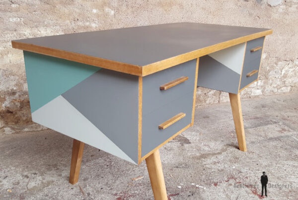 Bureau vintage graphique, gris et vert, pieds compas, bois gentlemen designers