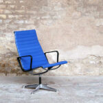 Fauteuil vintage bleu estampillé, EA116, EAMES, Herman Miller gentlemen designers icon design