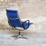 Fauteuil vintage bleu estampillé, EA116, EAMES, Herman Miller gentlemen designers icon design