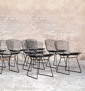8 chaises vintage noir fil d'acier, H.Bertoia, Knoll 1952 gentlemen designers rare lot