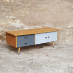 Meuble bas tv vintage,pieds compas, 2 tiroirs, 1 porte gentlemen designers