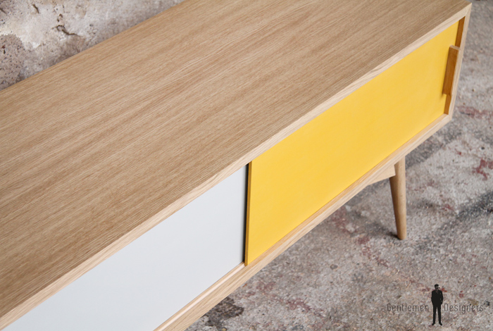 Meuble tv hifi bas bois épuré scandinave couleur petit compas gentlemen designers vintage enfilade