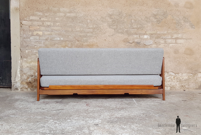 Canapé daybed vintage scandinave en teck. A.W.Iversen, Kvadrat gentlemen designers