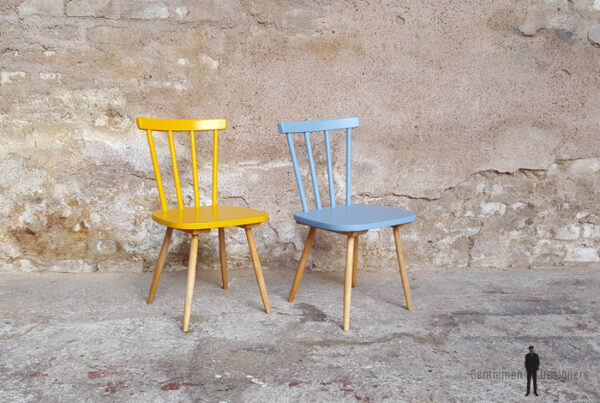 Lot de 2 chaises vintage à barreaux, bois, jaune, bleu