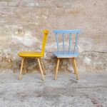 Lot de 2 chaises vintage à barreaux, bois, jaune, bleu gentlemen designers