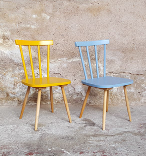 Lot de 2 chaises vintage à barreaux, bois, jaune, bleu