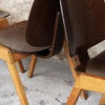 Rare lot de chaises vintage en bois signées Thonet gentlemen designers
