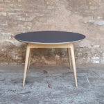 Table_manger_ronde_stratifié_gris_fenix_mobilier_vintage_sur_mesure_creation_design_annee_50_60_fabriquer_france_made_in_gentlemen_designers_strasbourg_alsace_francais_01-(3)