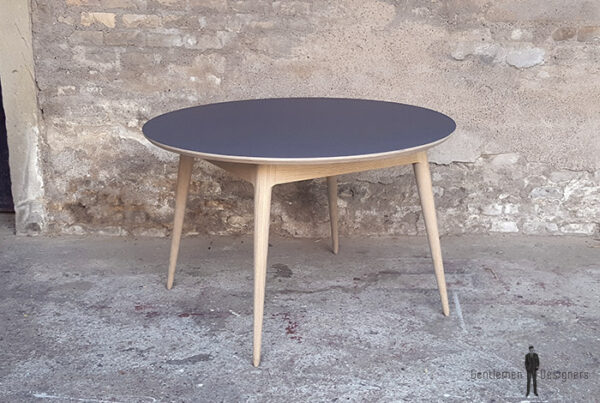 Table_manger_ronde_stratifié_gris_fenix_mobilier_vintage_sur_mesure_creation_design_annee_50_60_fabriquer_france_made_in_gentlemen_designers_strasbourg_alsace_francais_01-(7)