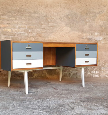 Bureau vintage en teck, recto/verso, dégradé de gris gentlemen designers