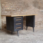 Bureau vintage style industriel, gris anthracite, tiroirs Gentlemen Designers