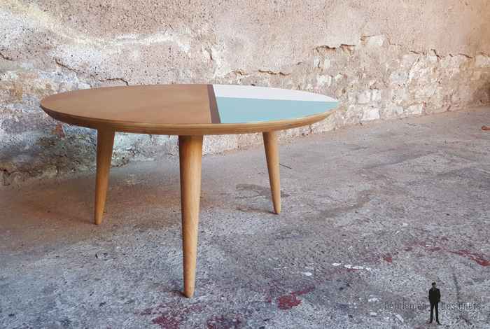 Table Basse Ronde Graphique Bleu Blanc Bois Pieds Compas