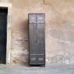 Armoire deux portes, vestiaire, rangement en métal, style indus Gentlemen Designers
