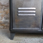 Armoire deux portes, vestiaire, rangement en métal, style indus Gentlemen Designers