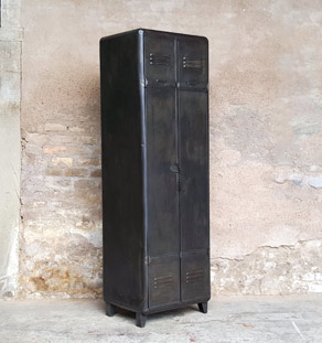 Armoire deux portes, vestiaire, rangement en métal, style indus Gentlemen Designers