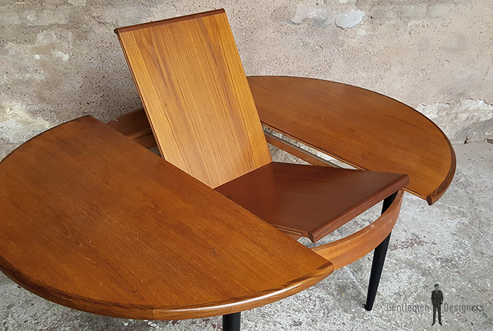 table_manger_ronde_pieds_noir_teck_vintage_unique_original_gentlemen_designers_strasbourg_paris_alsace_handschuheim_bas-rhin_france-(6)
