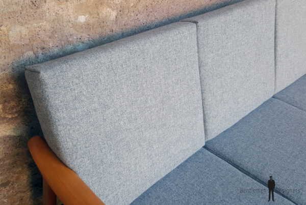 Canapé scandinave vintage, tissu Kvadrat, rénové Gentlemen Designers