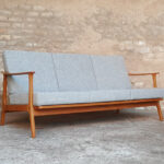 Canapé scandinave vintage, tissu Kvadrat, rénové Gentlemen Designers